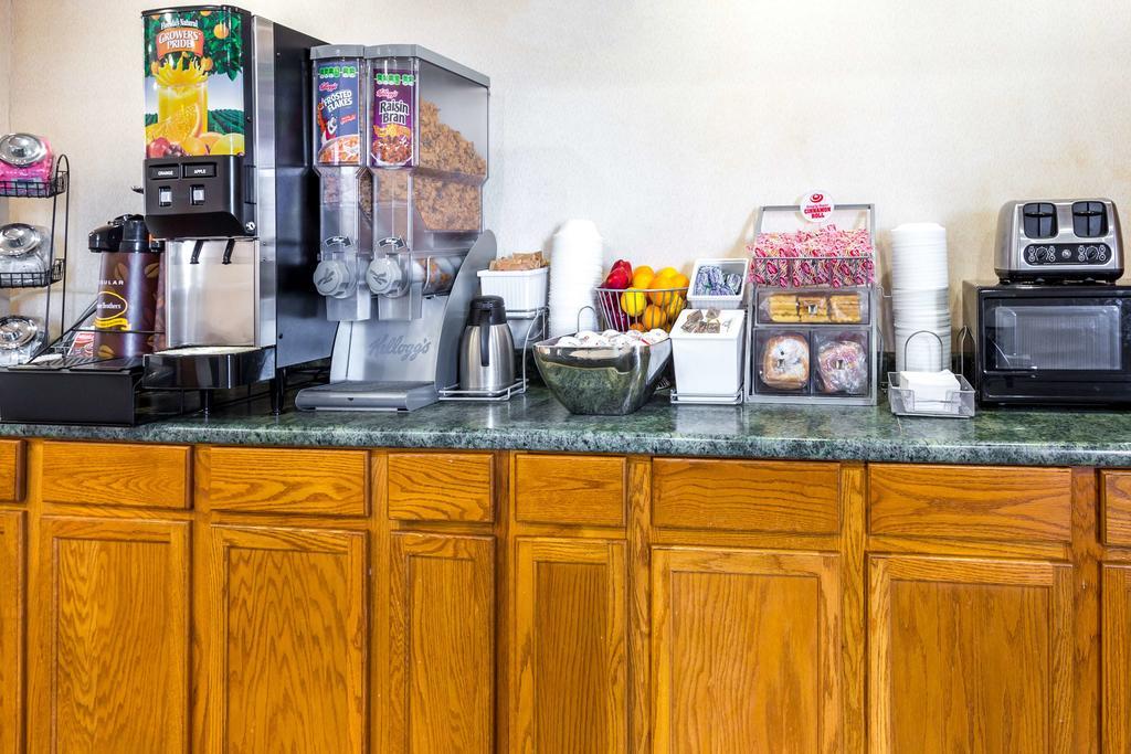 Knights Inn Crawfordsville Ngoại thất bức ảnh